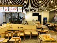 Vienna International Hotel (Baotou Zhengxiang International Store)