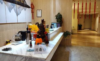 City Boutique Convenience Hotel (Yueyang Railway Station Pedestrian Street Branch)