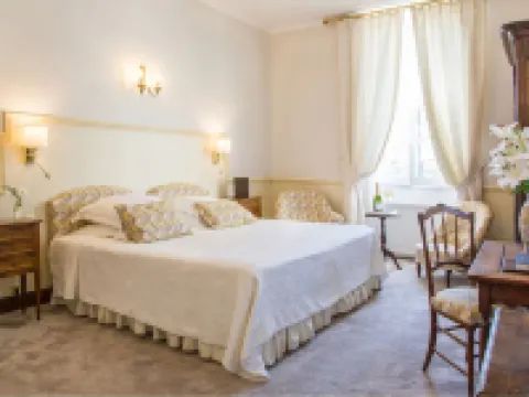 Logis Hôtel Restaurant Château Bellevue Hotels in Gers