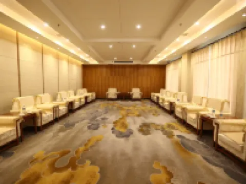 Hailanjiang Hotel Hotels in Longjing