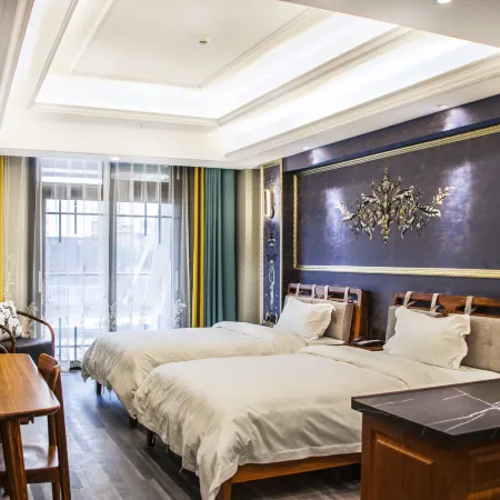Kaiyang Tianping Hotel (High-speed Railway Station Jinhu Center)