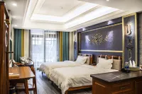 Kaiyang Tianping Hotel (High-speed Railway Station Jinhu Center) Hotel berhampiran Jinluohu