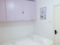 青岛草莓公寓 - 普通一室大床房