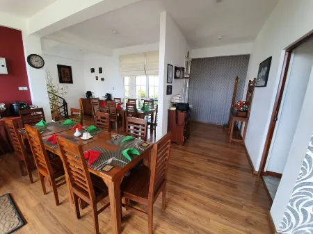 Tranquil Villa - Stunning Views with Free Breakfast