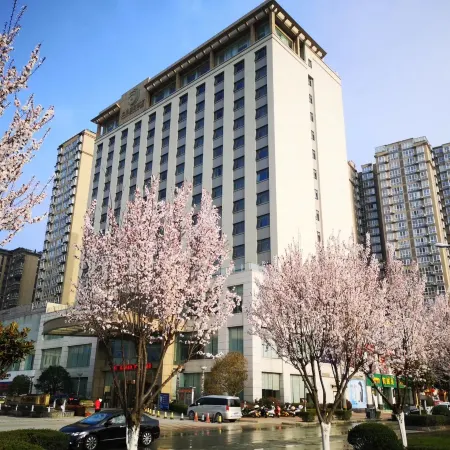 Phoenix International Hotel