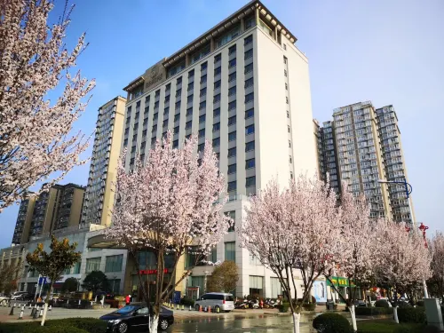 Phoenix International Hotel Hotels in Hanyin