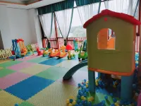 Hui Long Hot Spring Manor