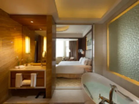 DoubleTree by Hilton Qinghai Golmud Hotels in Golmud