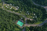 Yichang Three Gorges International RV Camp - Dağ Manzaralı
