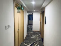 Rujia Huayi Hotel (Bozhou Municipal Government Branch) - 2 Yıldız