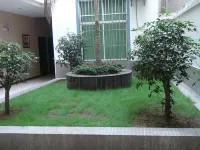 Longxiang Business Hotel Hotels in Huaping
