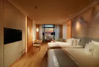 Bright Resort - balcony