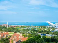 Qingdao Jinsha Lansu Seaview Hotel Apartment (Golden Beach Beer City) Hotels near Golden Beach
