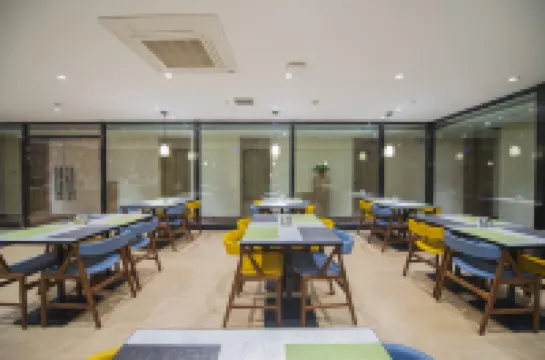 HanTing Premium 호텔(유젠 핑야오 쥐창)