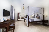 Maru Maru Hotel