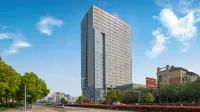 Urba Hotel (Xiangshan Wanda Plaza) Отели рядом с достопримечательностью «Qiliting Pavilion»