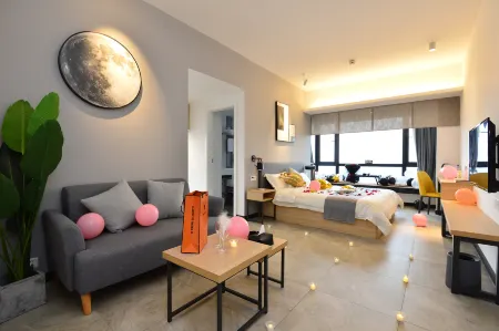 Bainianhui International Apartment (Foshan Jinbo Center Guilan Road)