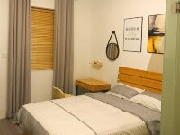 南宁8090互联网酒店公寓 - 漫享时光大床房