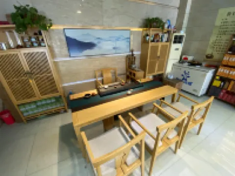 Wanze Hotel