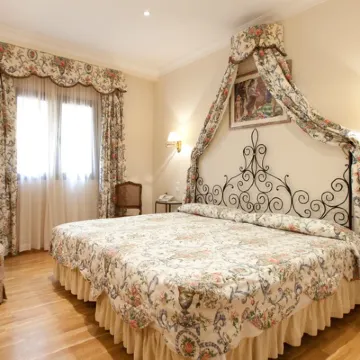 Hotel Doña María Hotels near Palacio Arzobispal de Sevilla