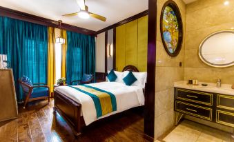 Yiyinju Holiday Hotel