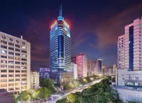 MERCURE FUZHOU DOWNTOWN Отели рядом с достопримечательностью «Площадь Тайваня, Северный Тайвань, 54»