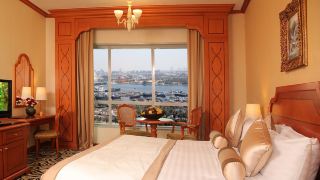 emirates-concorde-hotel-and-residence