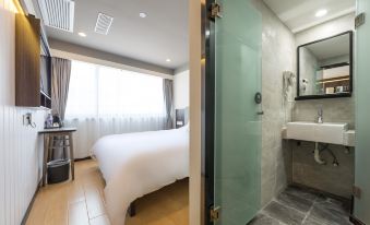 Hi Inn Hotel (Shanghai Xinzha Road Subway Station)