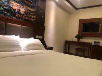 速8酒店(北京高米店南地铁站店) - 经济大床房