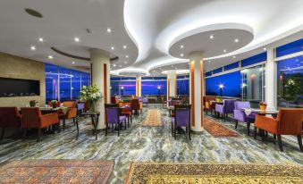 The Magnaura Palace Hotel