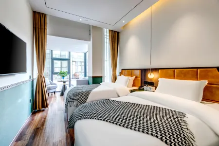 Yingxiangcheng Hotel (Tianjin Ancient Culture Street Gulou Subway Station)