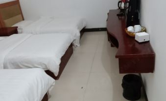 Dongxing Hongda Hotel