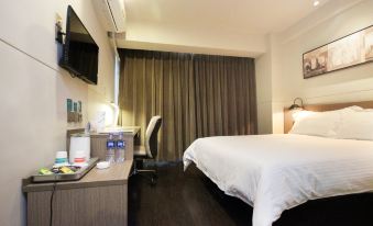 Jinjiang Inn Select (Shenyang North Railway Station Huigong Square)