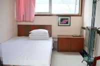 Shijiazhuang Jianpinglou Hotel