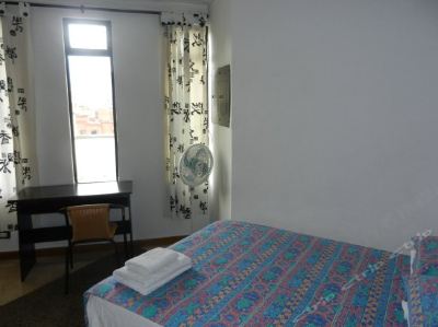 Cozy Double Bed Room With Balcony