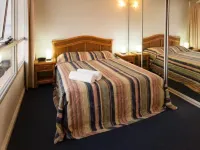Chateau Beachside Resort Hotels in Gold Coast