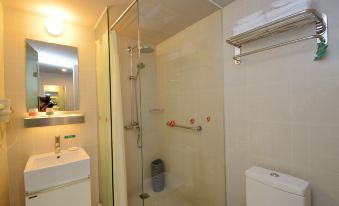 Jinjiang Inn Select (Nanjing Hanzhongmen) - Housity