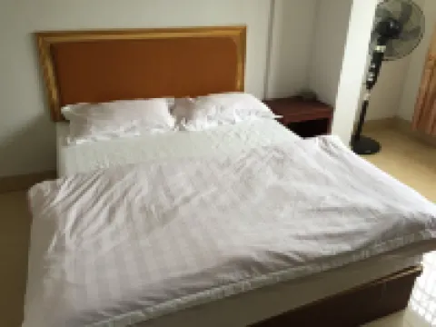 掲陽普寧華都宿泊