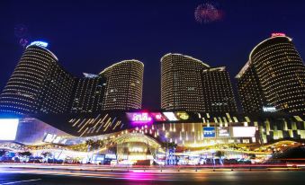 Champs Elysees Hotel(Nanning Hangyang City Store, Mixiang City Convention & Exhibition)