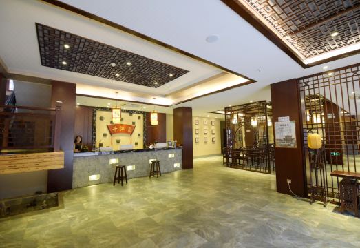 Taizhou Qianjiangyue Ancient Inn Hotel Overview