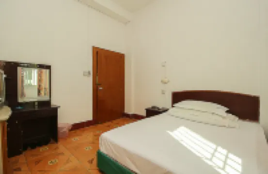 Qionghai Boyi Fanjiale Hotel Hotels near The BFA Permanent Venue Scenery Area