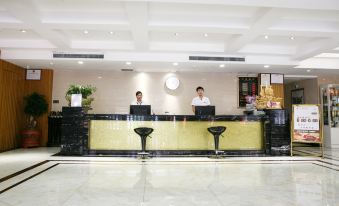 Bohui Boutique Hotel (Wuhan High-speed Railway Station Honggangcheng Subway Station)