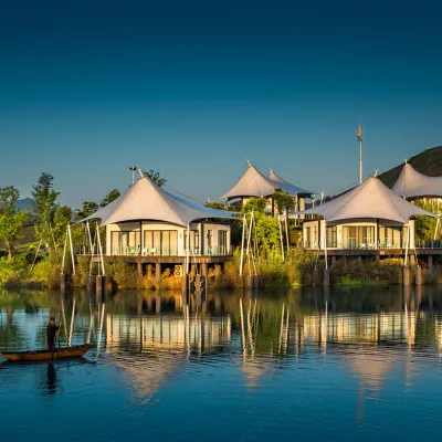 Best White Campsort Xilong Chagu Resort Hotels near Lida Col