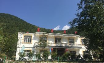 Ningshan Xige Manor