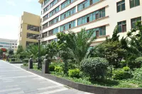 Zhong Huang Hotel Hotels in Куньмін