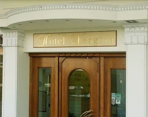 Vergina Hotel - Haustierfreundliche