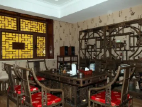 呼瑪鵬程ホリデイホテル 呼瑪のホテル