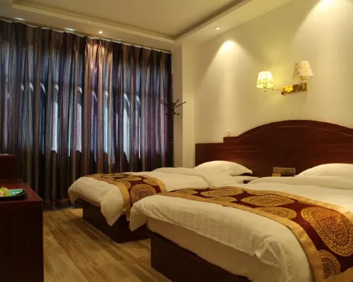 JiaHuaBusiness Hotel Hotels in Huaping