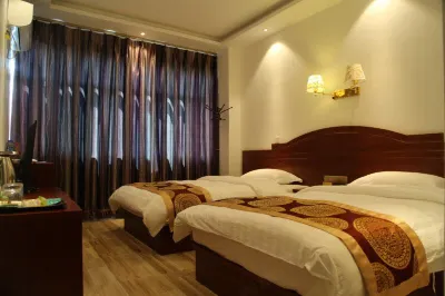 JiaHuaBusiness Hotel Hotels in Huaping