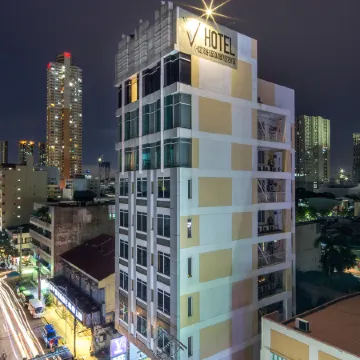 V Hotel Отели рядом с достопримечательностью «Музей Памбата»
